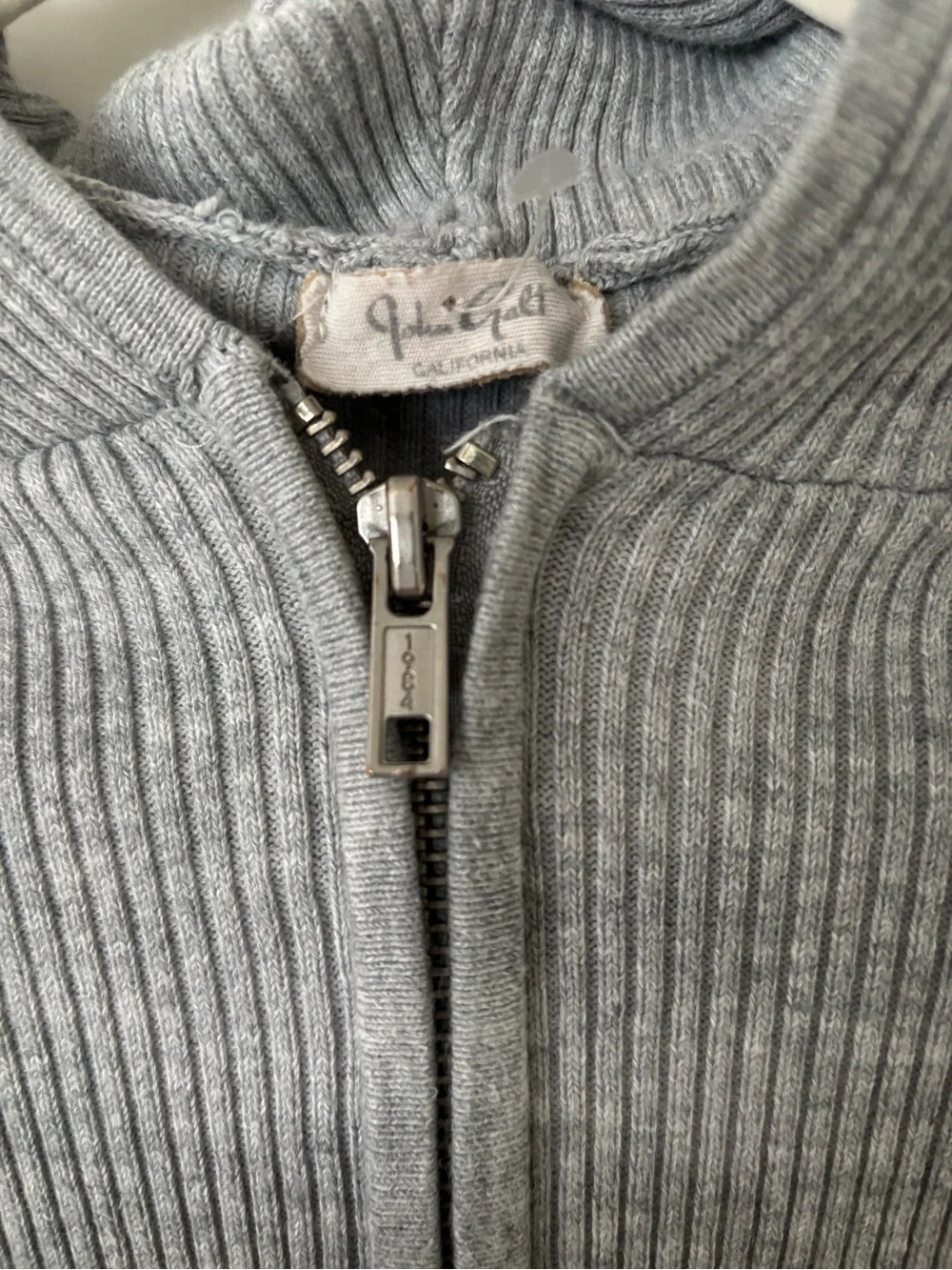 John Galt / Brandy Melville Women’s Gray Ribbed Zip-Front Sweater Hoodie